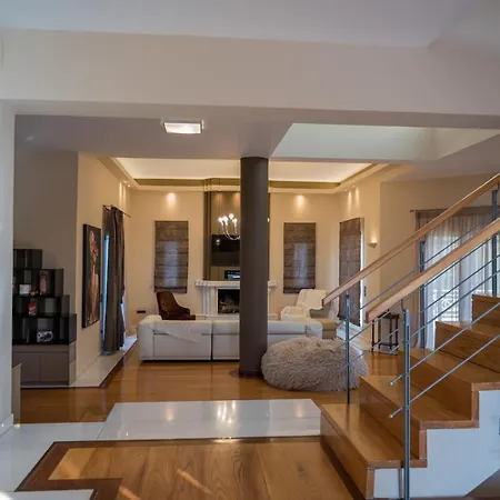 ヴィラ San Adriano ナフプリオ