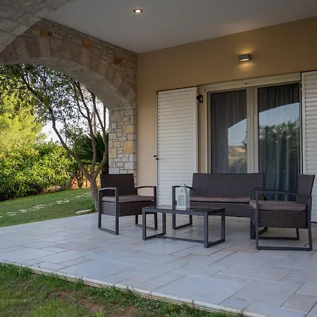 San Adriano ヴィラ