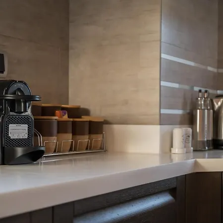 San Adriano Вилла *